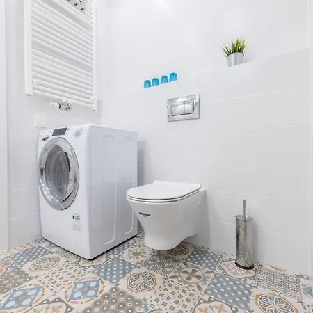 公寓 Stylish 3city With Parking In By Renters *